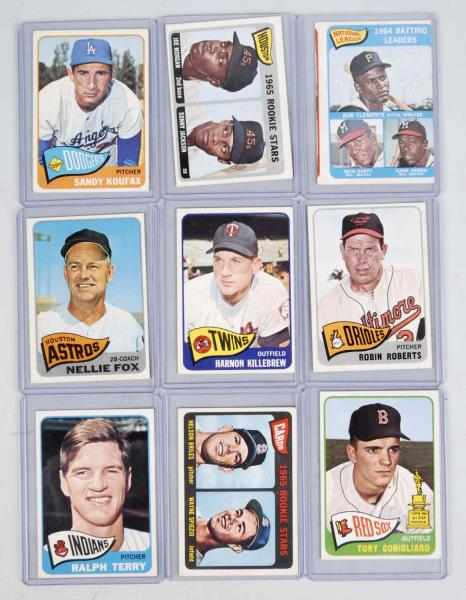 Appraisal: Lot of Topps Baseball Cards Includes no Joe Morgan rookie