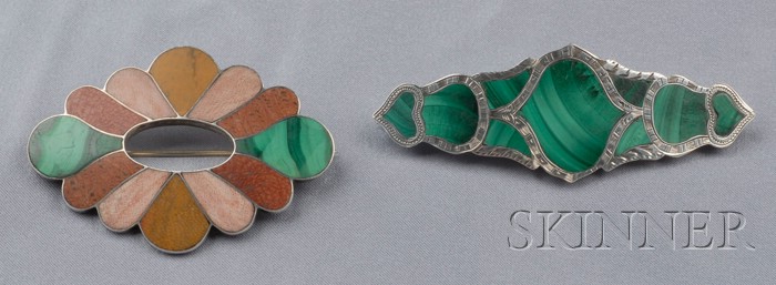 Appraisal: Two Victorian Silver and Scottish Agate Brooches a bar pin