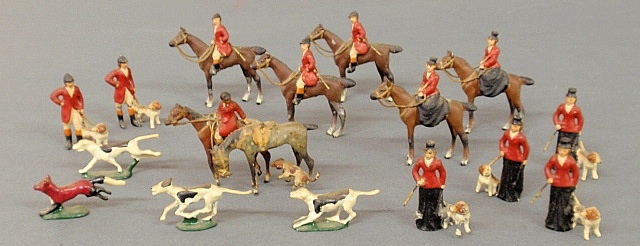 Appraisal: - Miniature cast lead foxhunt with riders h figures on