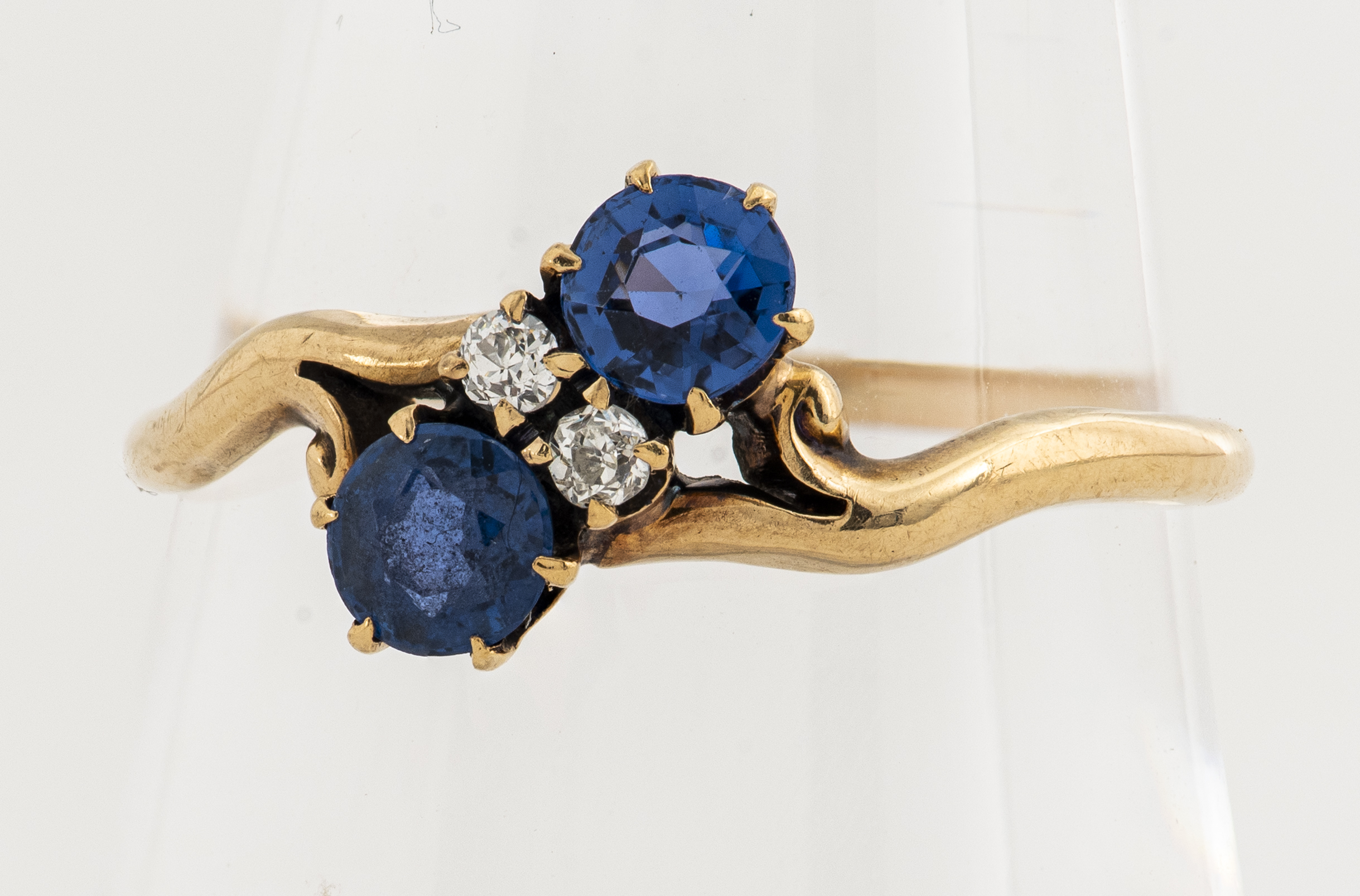 Appraisal: EDWARDIAN K YELLOW GOLD SAPPHIRE DIAMOND RING Antique Edwardian K