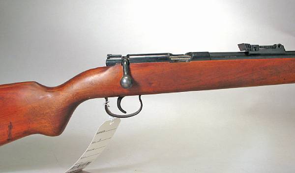 Appraisal: A pre-War Mauser bolt action sporting rifle Serial no Long