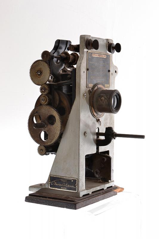 Appraisal: AN EDISON PROJECTING KINETOSCOPE UNDERWRITER'S MODEL c early s mm