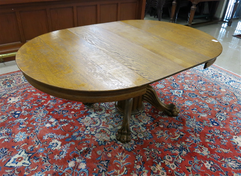 Appraisal: ROUND OAK PEDESTAL DINING TABLE WITH TWO LEAVES American c