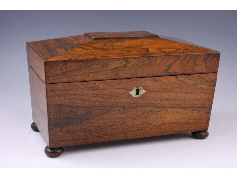 Appraisal: Antique English Tea Caddy Early th c rich mahogany veneer