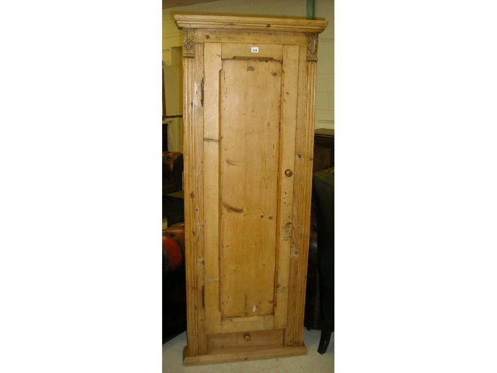 Appraisal: Late th century rustic pitch pine corner cupboard the central