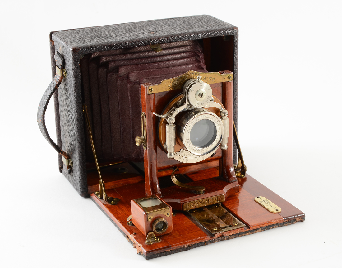 Appraisal: RAY MODEL NO x CAMERA Slide camera manufactured between and