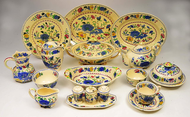 Appraisal: A MASONS REGENCY PATTERN DINNER AND TEA SERVICE consisting of