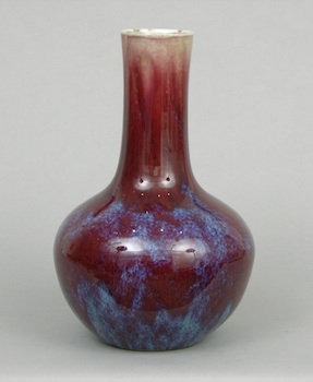 Appraisal: A Chinese Flambe Vase A large Chinese Flambe glaze vase