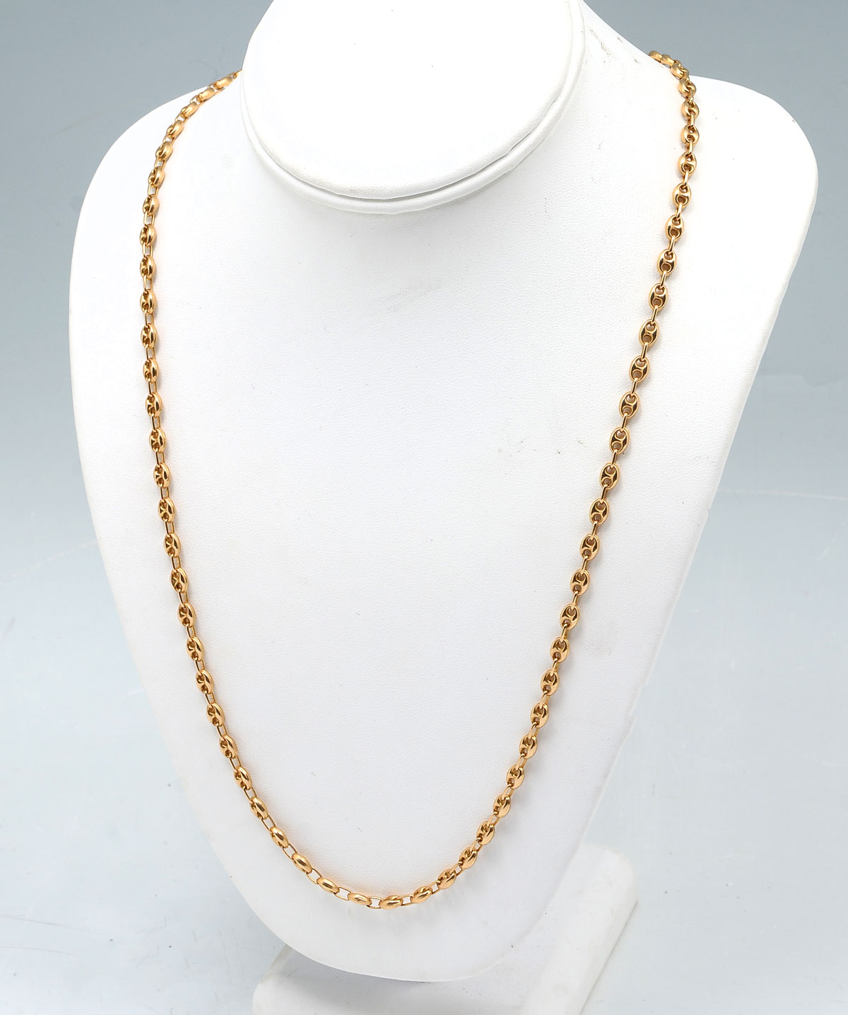 Appraisal: GRAM K GUCCI STYLE CHAIN '' Gucci look puff anchor