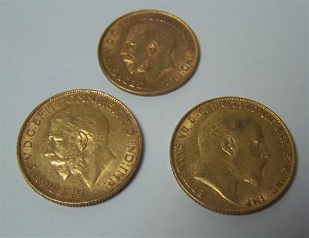 Appraisal: A George V SA sovereign S AEF a George V