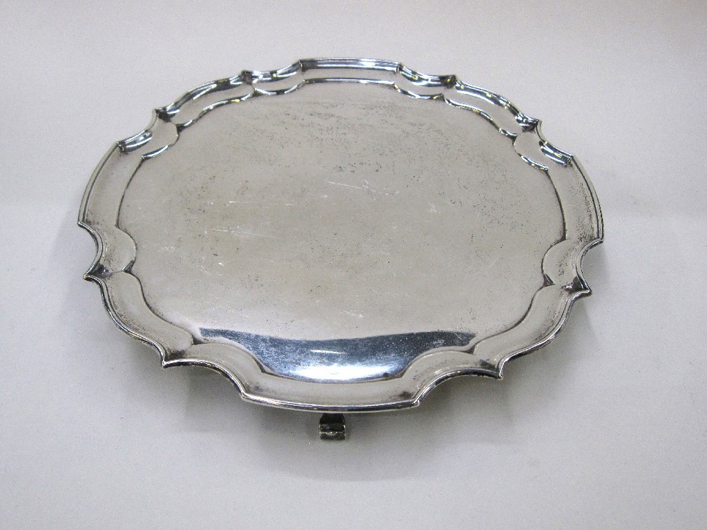 Appraisal: Silver salver Sheffield