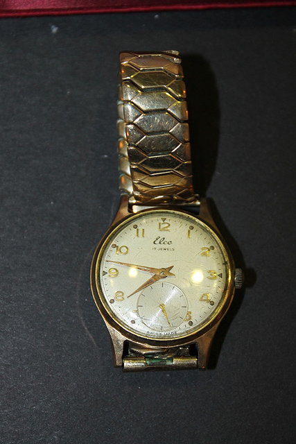 Appraisal: AN ELCO CT GOLD GENTLEMAN'S WRIST WATCH with subsidiary second