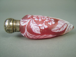 Appraisal: A Webb style cameo glass scent flask of ovoid form