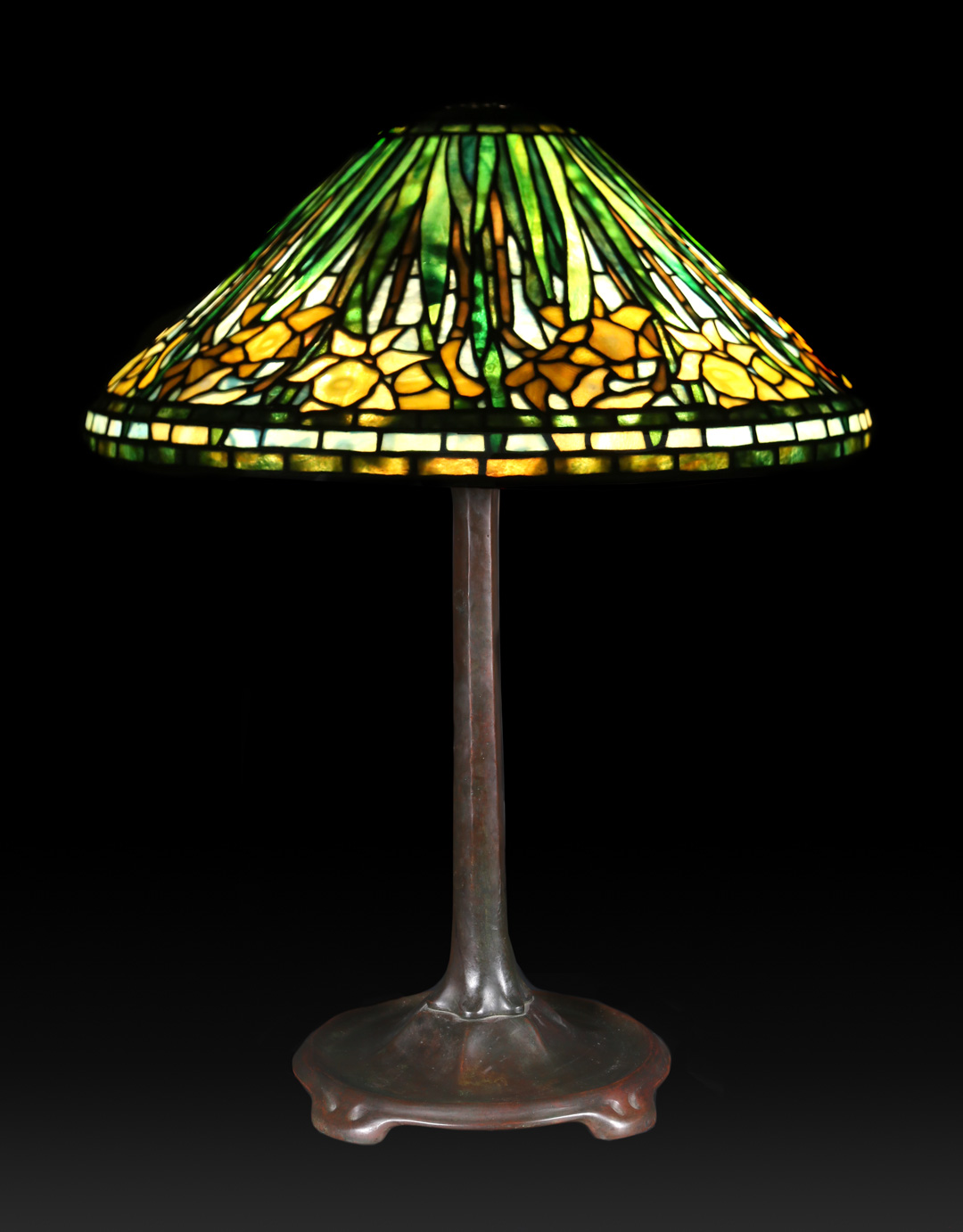 Appraisal: Tiffany reproduction Daffodil table lamp second half- th century high