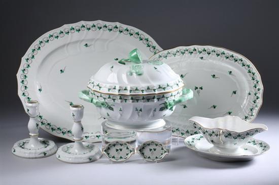 Appraisal: HEREND PORCELAIN SERVING AND TABLE PIECES Persil pattern Three oval