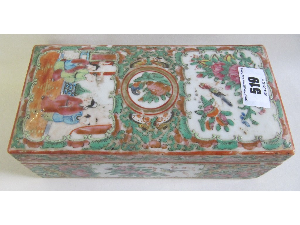 Appraisal: Famille Vert porcelain box and cover