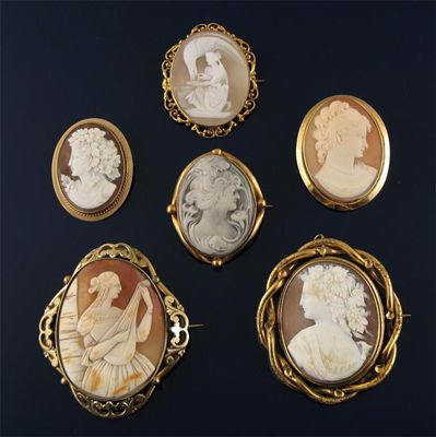 Appraisal: A group of cameo brooches Depicting classical ladies as muses