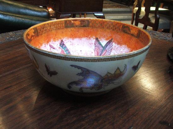 Appraisal: A WEDGWOOD FAIRYLAND LUSTRE CIRCULAR BOWL with Greek key surround