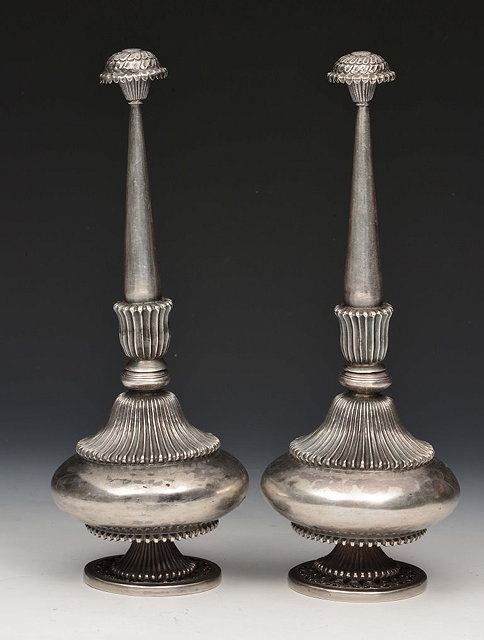 Appraisal: A PAIR OF INDIAN SILVER ROSEWATER SPRINKLERS of baluster form