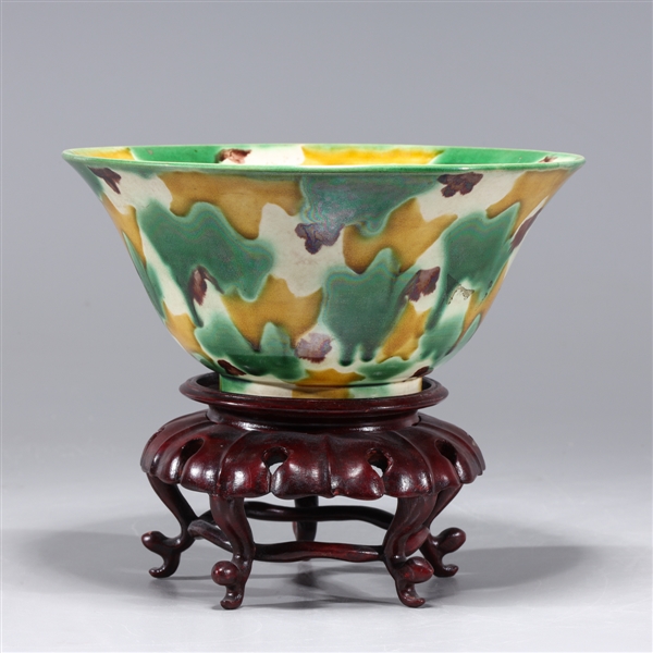 Appraisal: Chinese Tang dynasty style spinach and egg glazed ceramic bowl