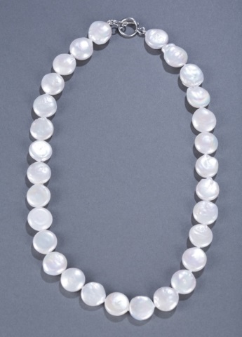 Appraisal: Fresh Cultured Coin Pearl Necklace L