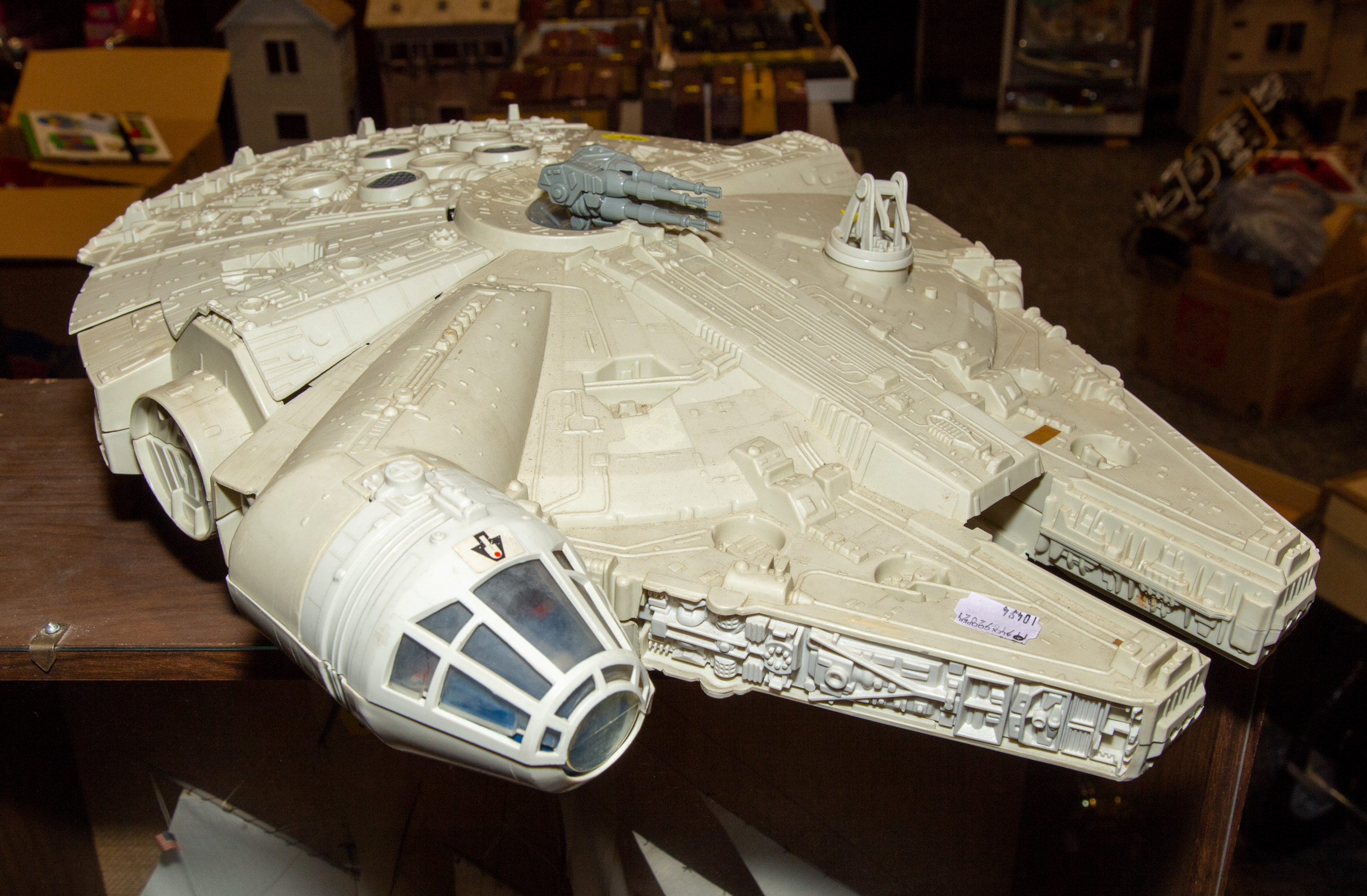 Appraisal: KENNER MILLENIUM FALCON SPACE SHIP Circa s