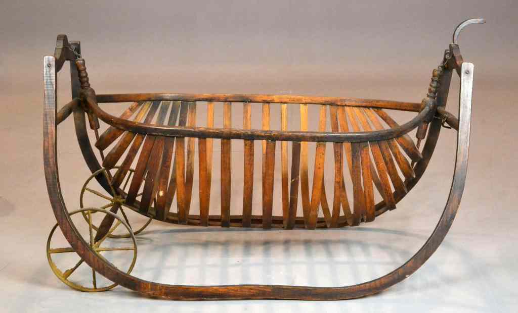 Appraisal: American Bentwood Oak Field Cradle th CenturyRare and intact bentwood