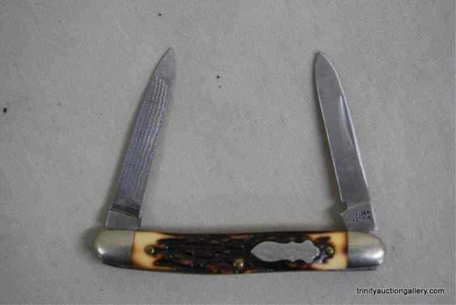 Appraisal: Schrade Uncle Henry UH ''Chairman'' Pocket KnifeProduced by Schrade from