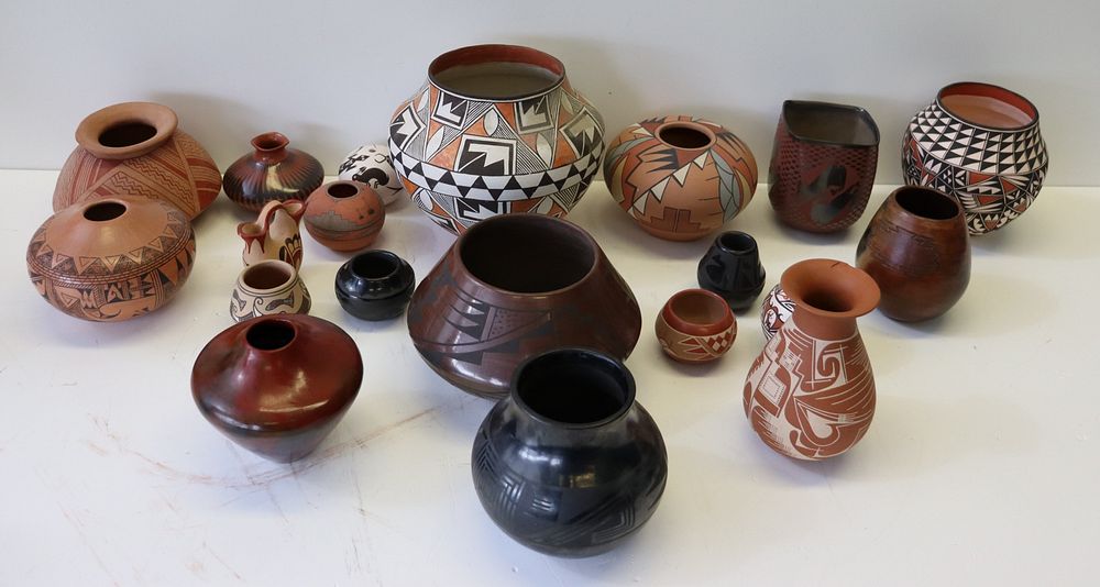 Appraisal: Lot Of Vintage Acoma Pots In Assorted Sizes Some signed