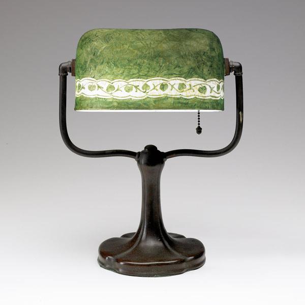 Appraisal: HANDEL Desk lamp with etched and adjustable green Mosserine shade