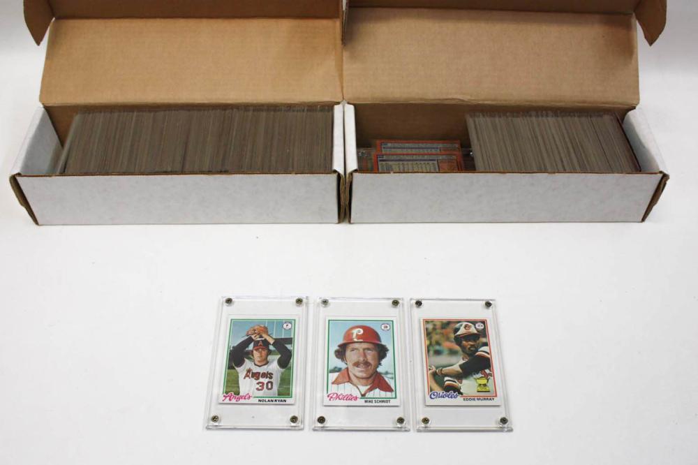 Appraisal: NEARLY COMPLETE SET OF TOPPS MLB BASEBALL CARDS numbers -