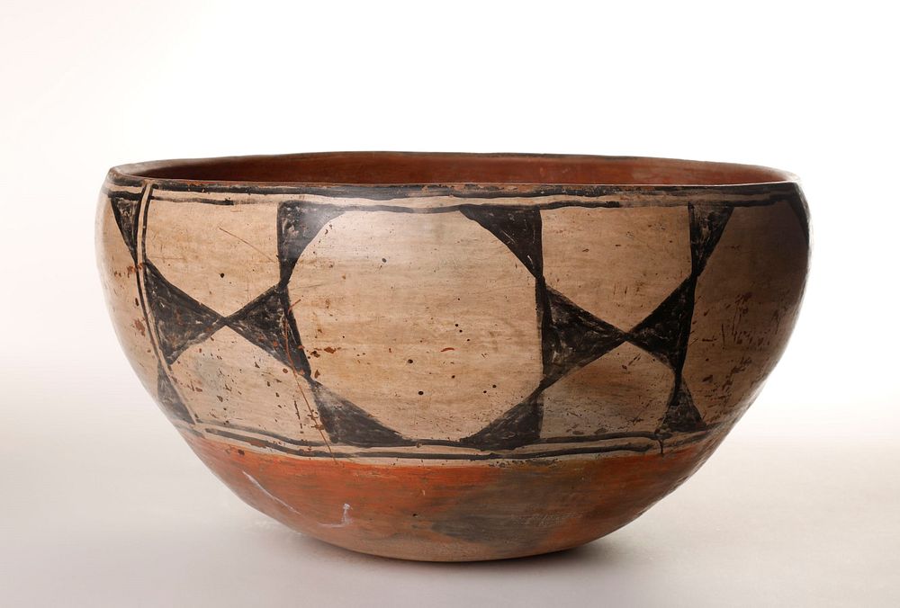 Appraisal: Santo Domingo Polychrome Dough Bowl ca Santo Domingo Polychrome Dough