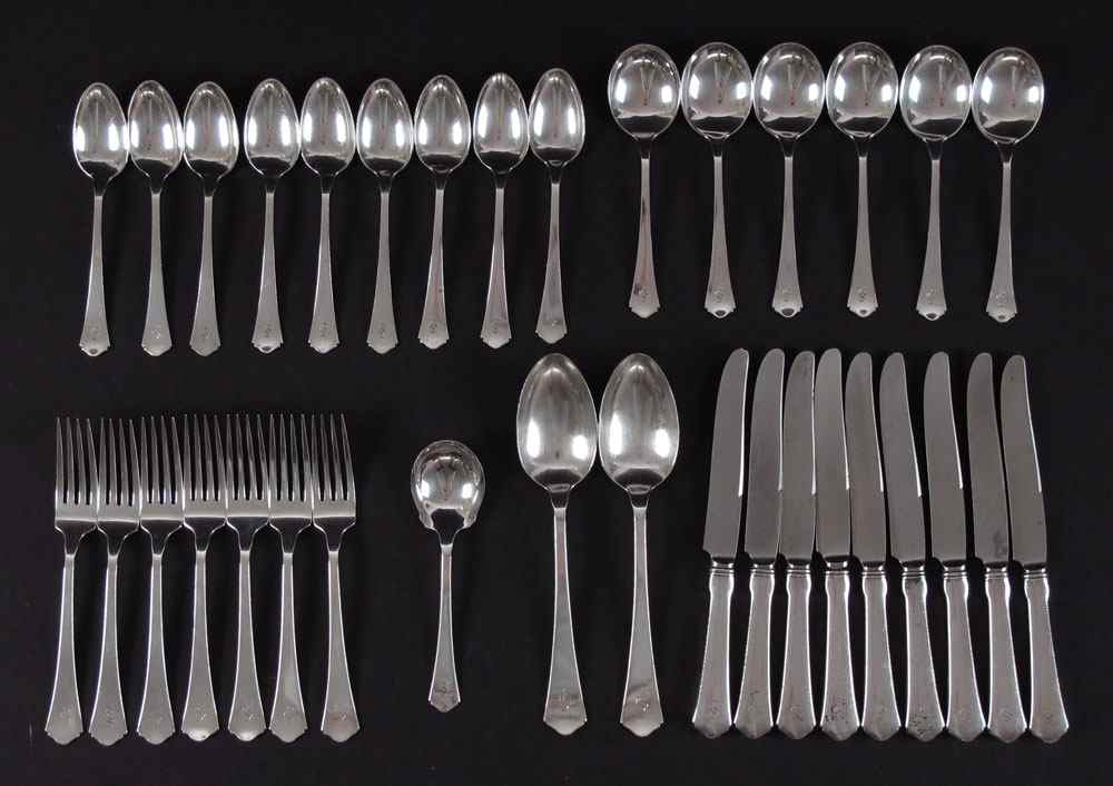 Appraisal: PIECE WALLACE ''ANTIQUE'' STERLING SILVER FLATWARE Approx pieces in the