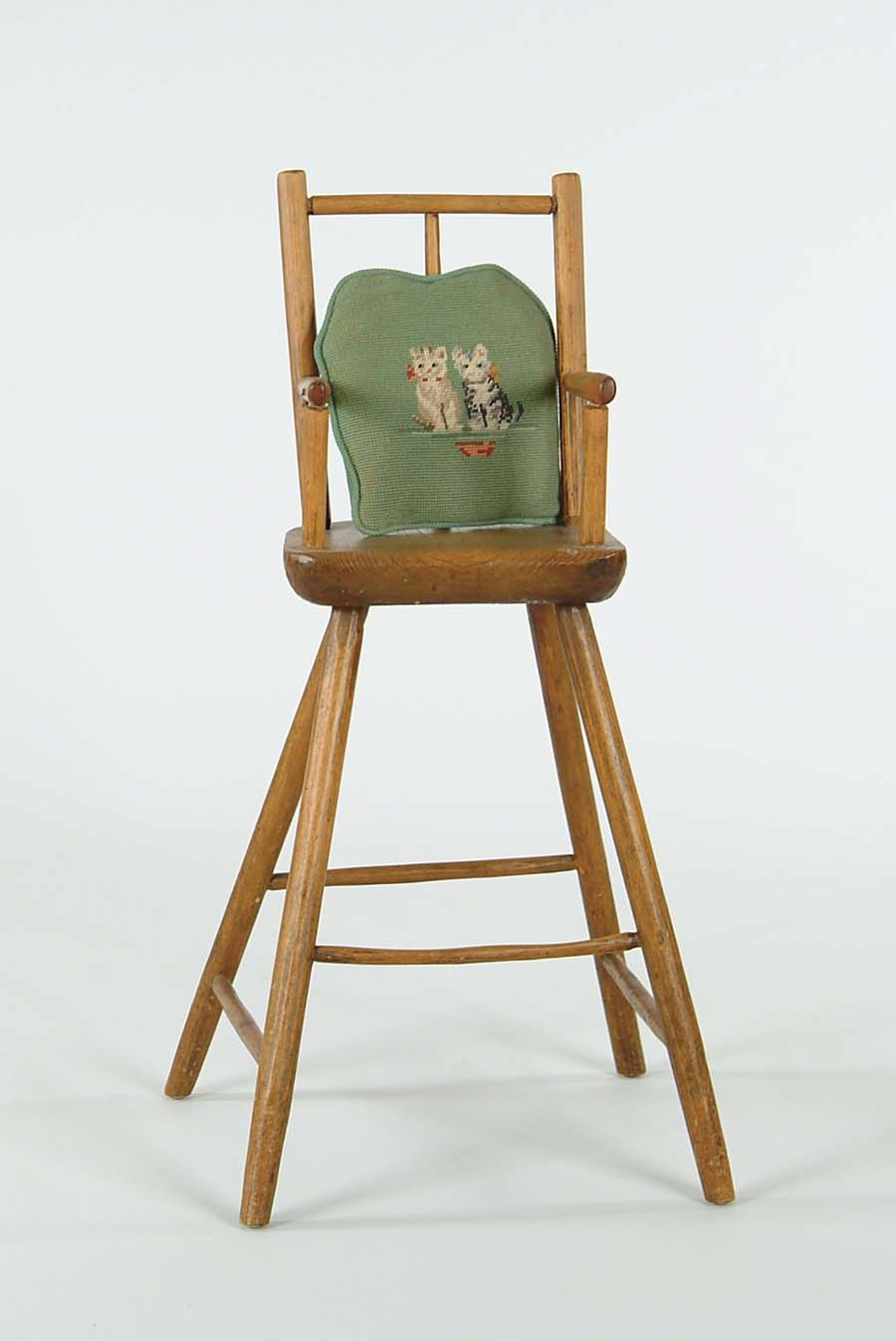 Appraisal: CHILD S WINDSOR STYLE HIGH CHAIR Simple primitive design with