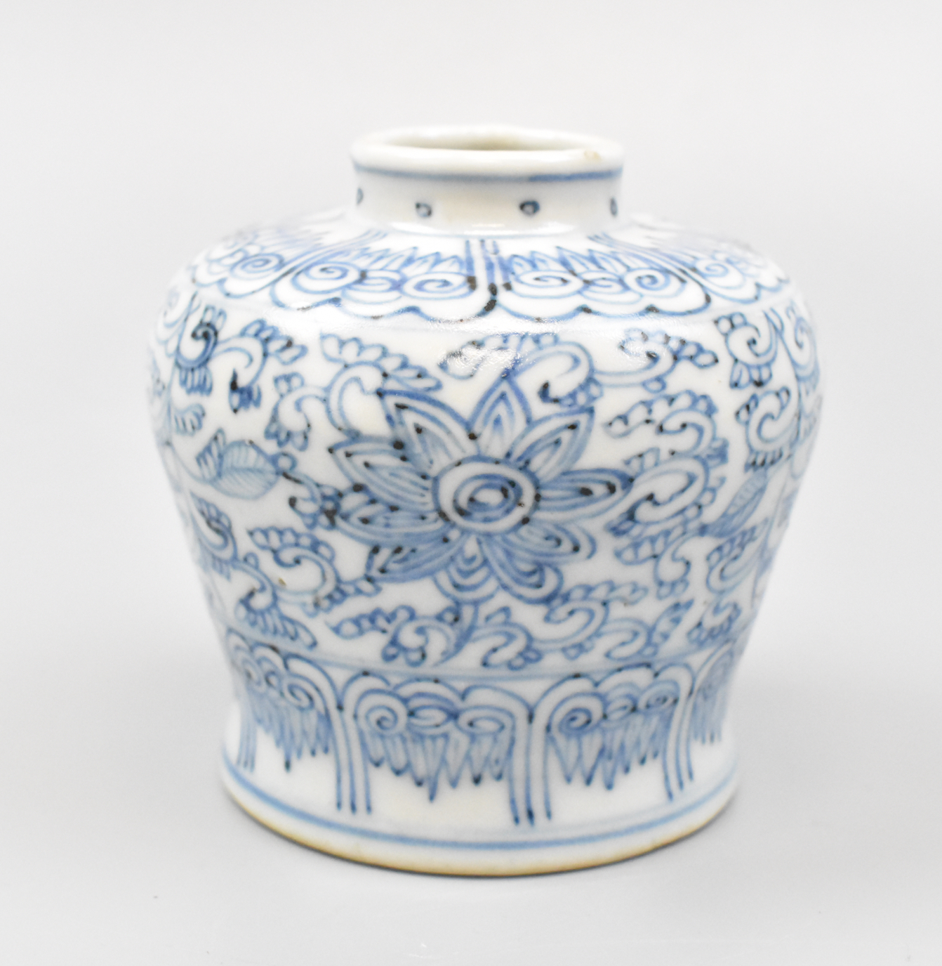 Appraisal: A Chinese blue and white jar This small jar has