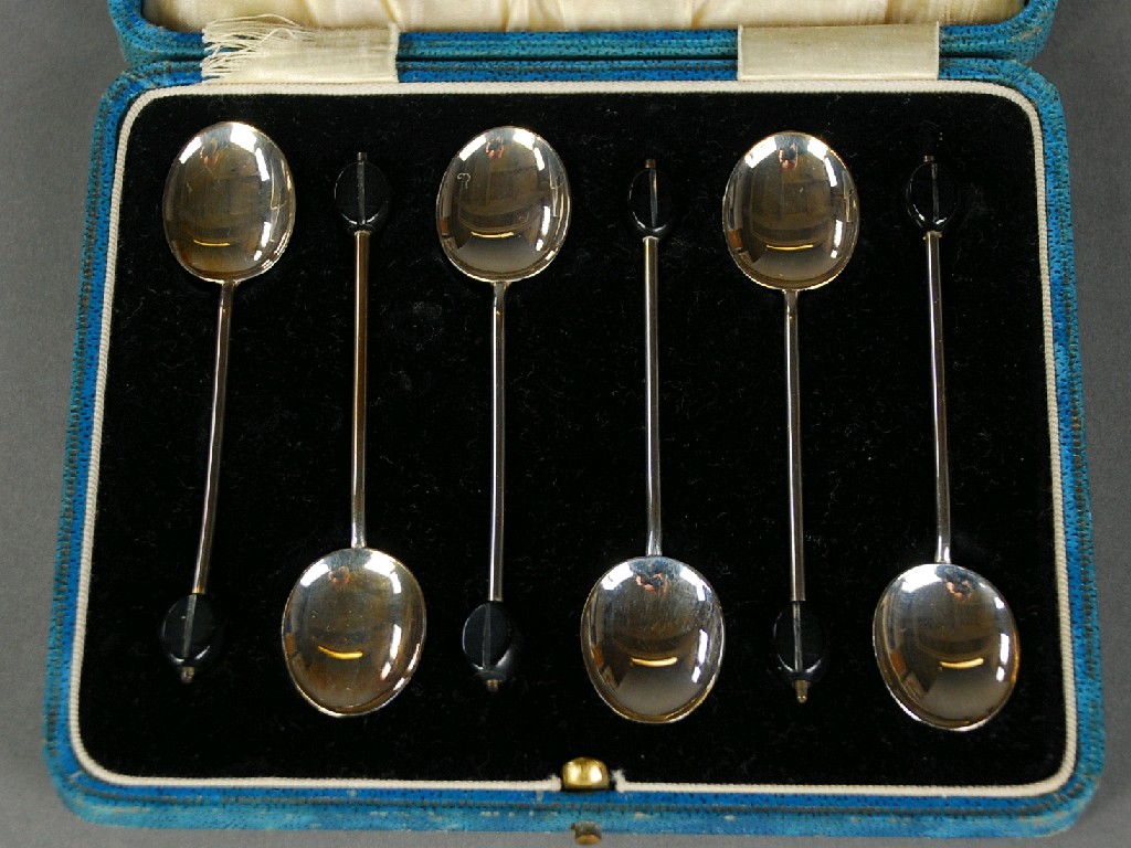 Appraisal: CASED SET OF SIX GEORGE V SILVER COFFEE BEAN SPOONS