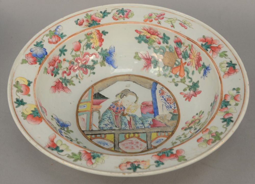 Appraisal: Famille Rose basin China Qing Dynasty first half of the