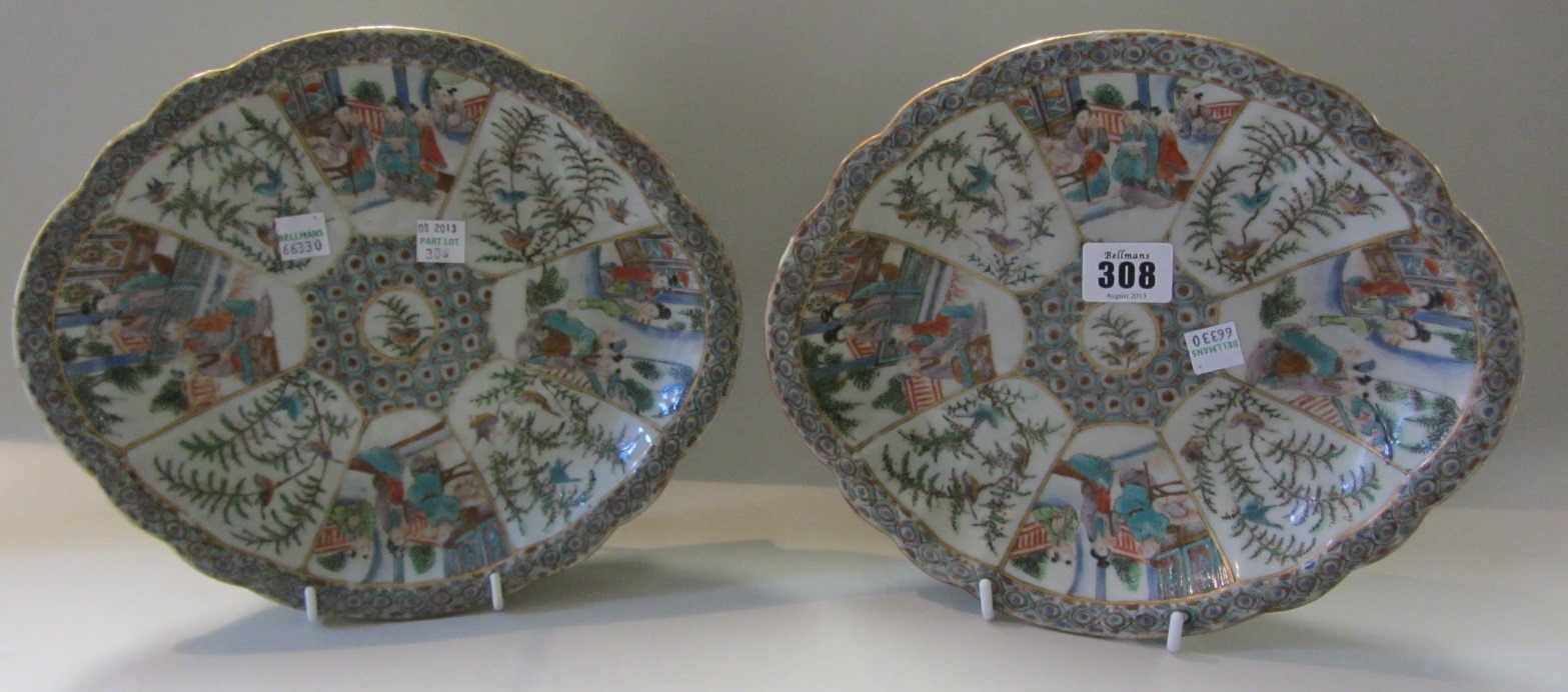 Appraisal: A pair of Canton porcelain shaped oval dishes mid th