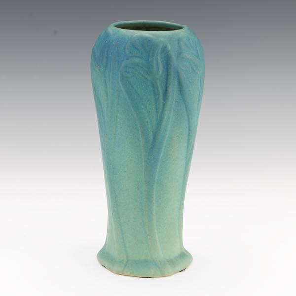 Appraisal: VAN BRIGGLE VASE x Van Briggle tulip vase with matte