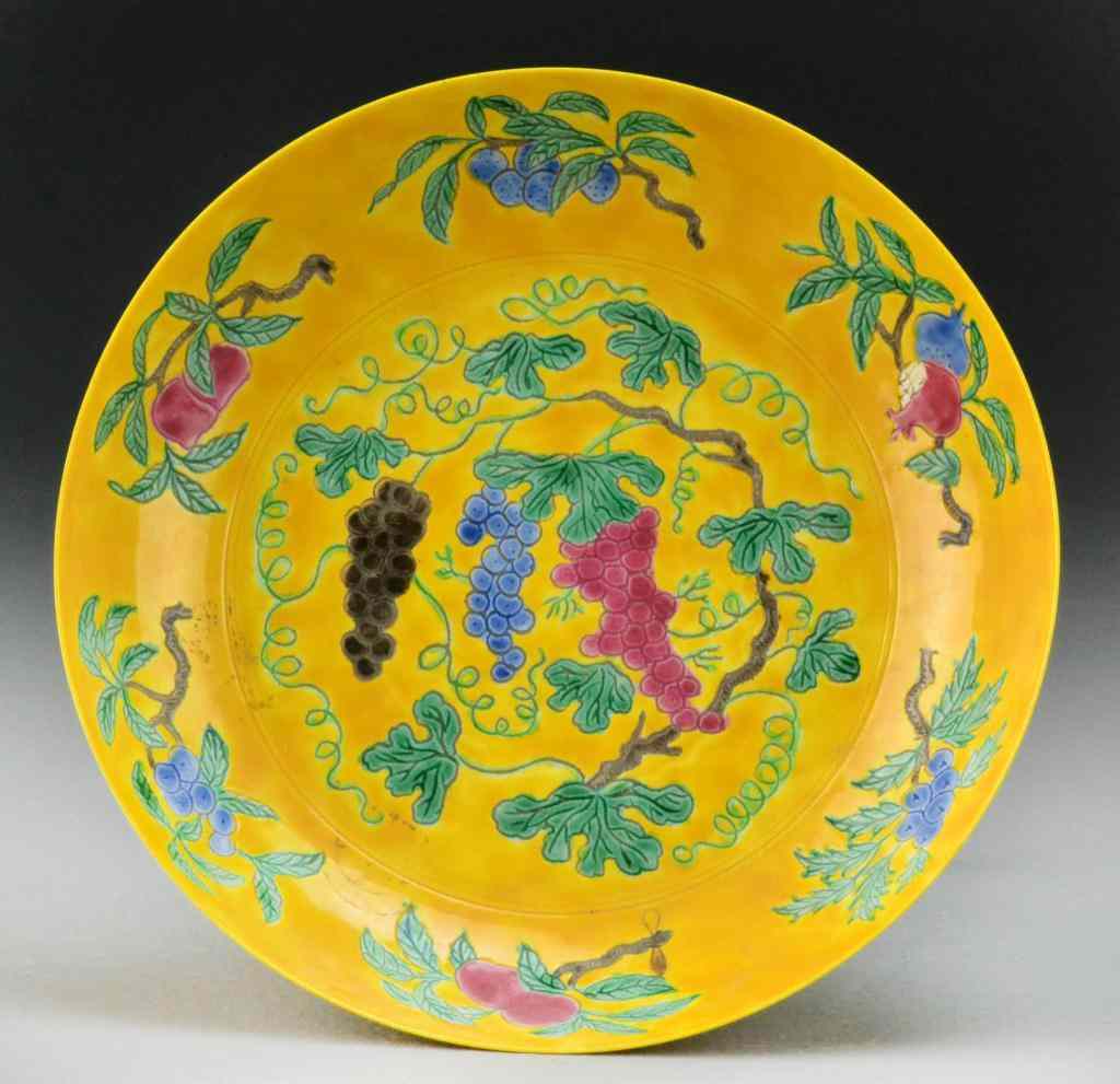 Appraisal: Chinese Famille Rose Porcelain BowlFinely painted inside and out to