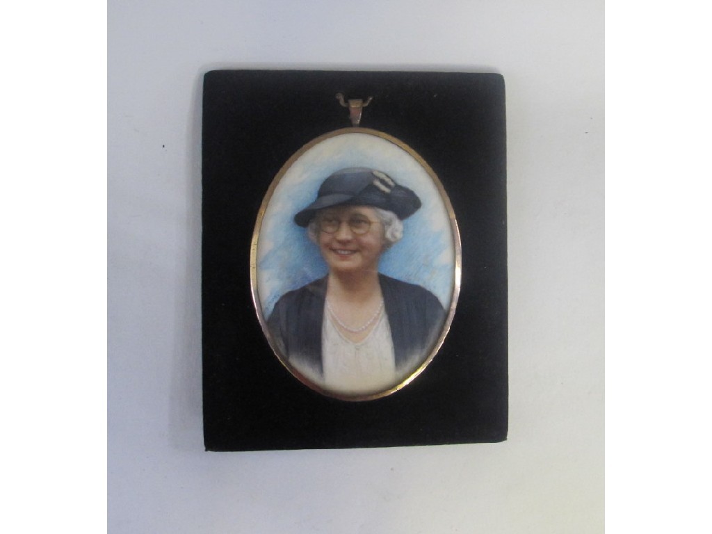 Appraisal: Portrait miniature in gilt metal frame