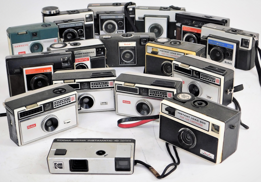 Appraisal: GROUP OF KODAK INSTAMATIC CAMERAS Group of Kodak Instamatic cameras