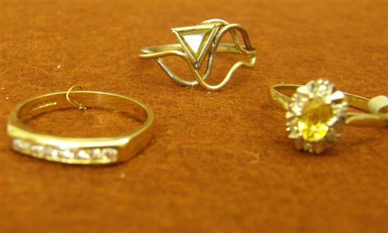 Appraisal: Three mixed styles gem set cluster rings