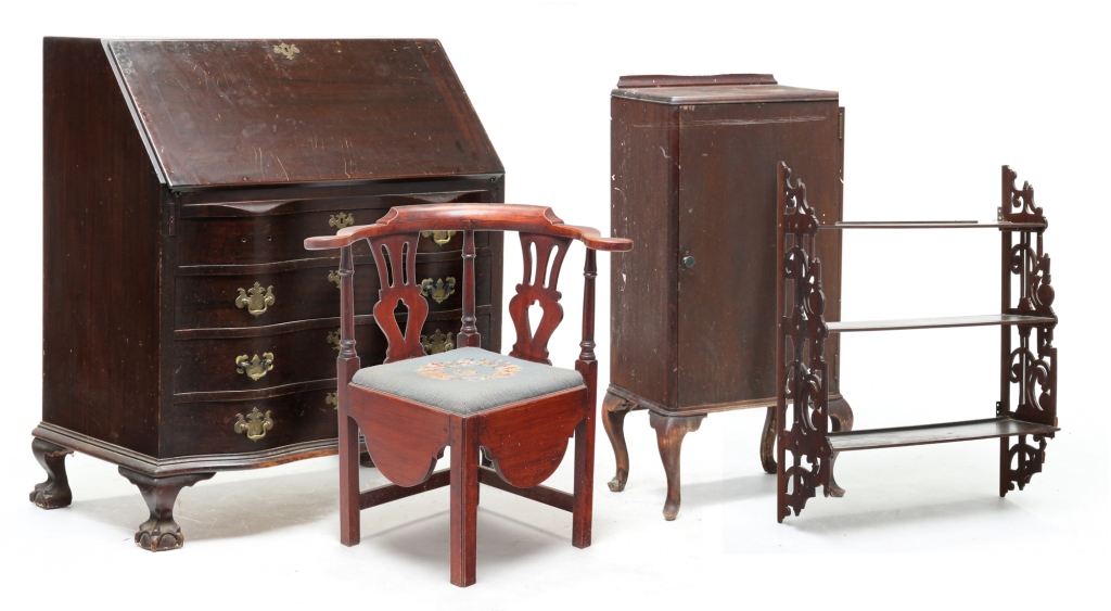 Appraisal: FOUR PIECES OF AMERICAN FURNITURE Late th century mahogany Chippendale