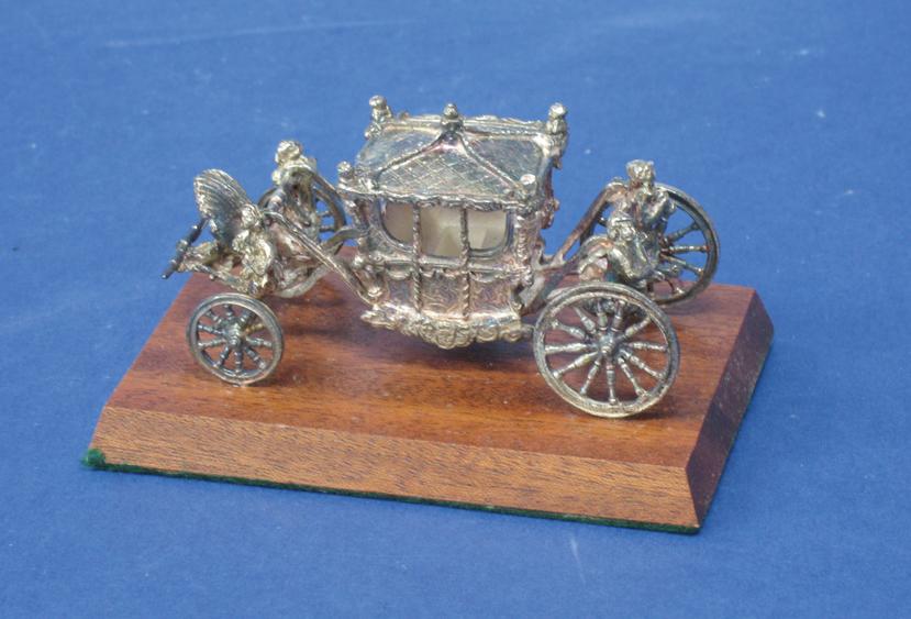 Appraisal: A SILVER MODEL ROYAL COACH in commemoration of the Silver