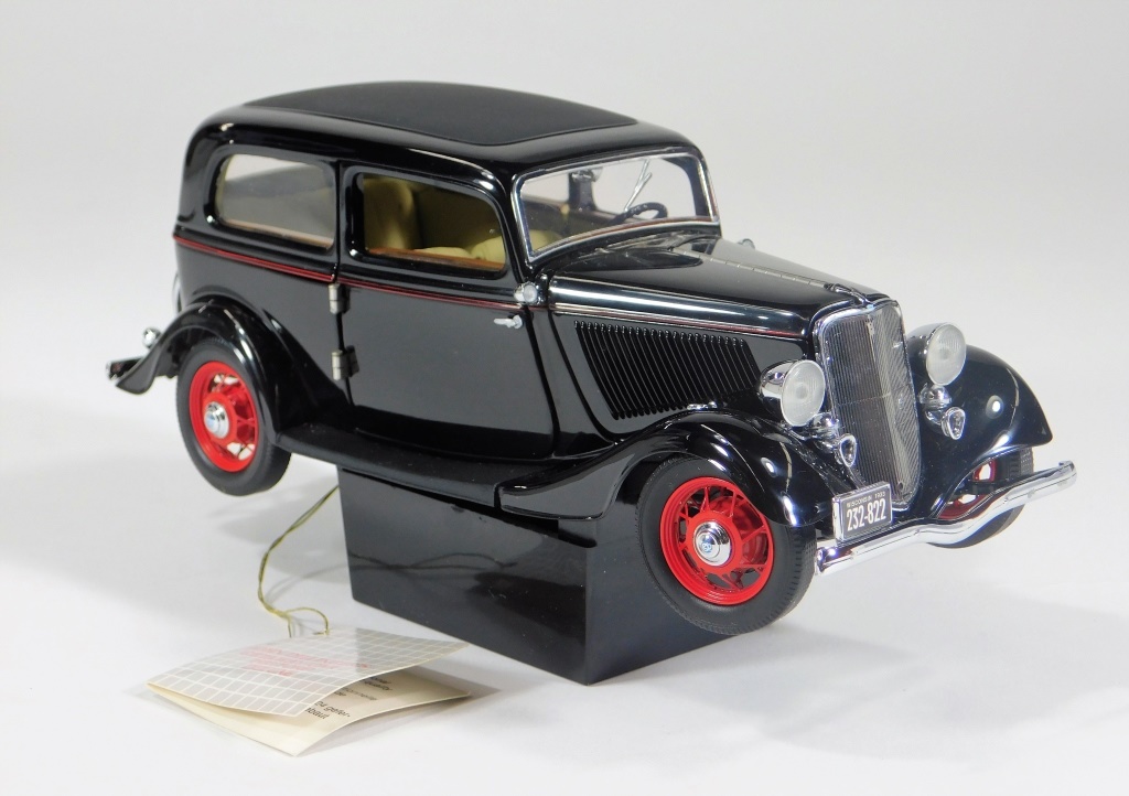 Appraisal: FRANKLIN MINT JOHN DILLINGER FORD DIECAST CAR United States Contemporary