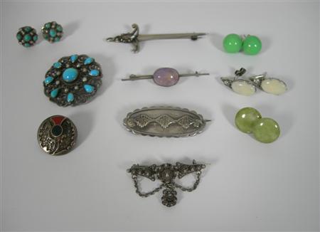 Appraisal: A mixed lot to include assorted Scottish brooches a pair