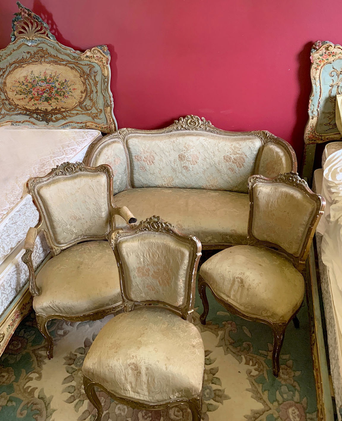 Appraisal: PIECE CARVED FRENCH PARLOR SUITE Comprising Settee armchair side chairs