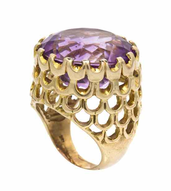 Appraisal: A Karat Yellow Gold and Amethyst Ring containing one round