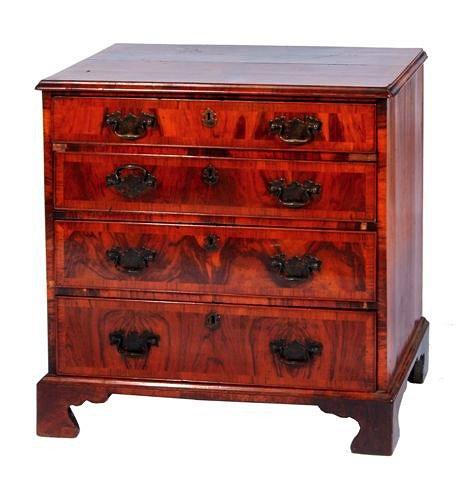 Appraisal: A SMALL TH CENTURY WALNUT CHEST OF DRAWERS with quarter